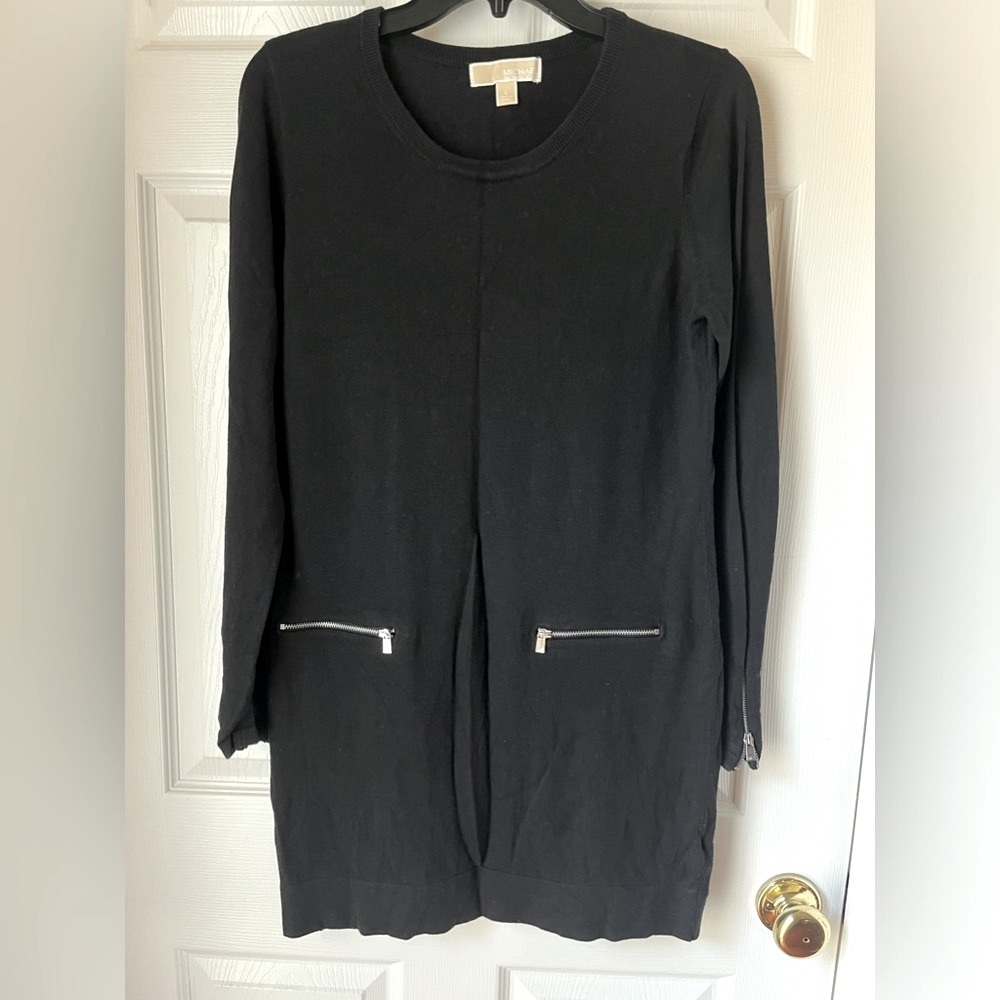 MICHAEL Michael Kors black long sleeve knee length dress with zipper pockets